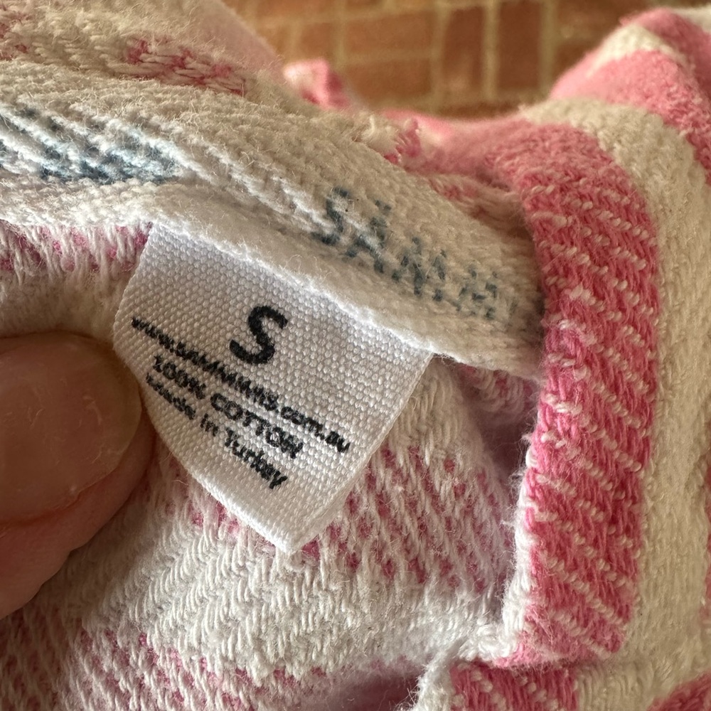 SAMMIMIS Turkish Cotton Pink and White Cover Up, Hooded Towel - Picture 5 of 6